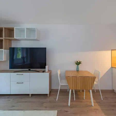 Convenient With Balcony By Polo Kaunas