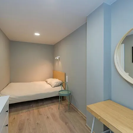Apartment Convenient With Balcony By Polo